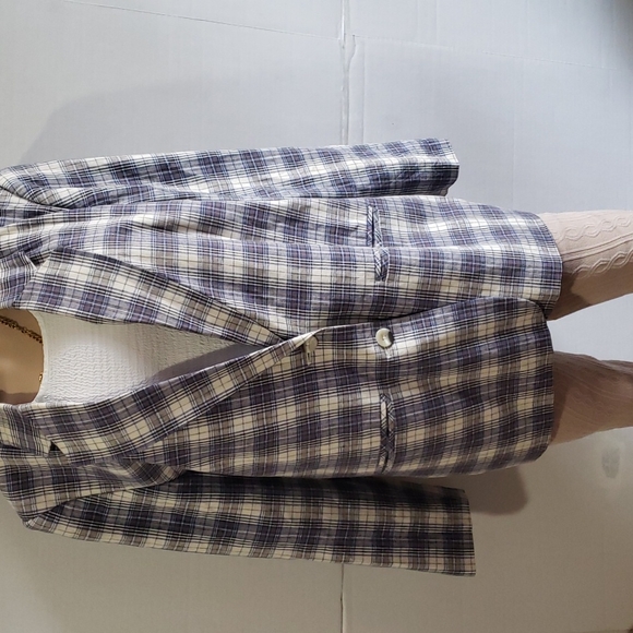 SAG HARBOR PLAID BOYFRIEND BLAZER. - Picture 3 of 10